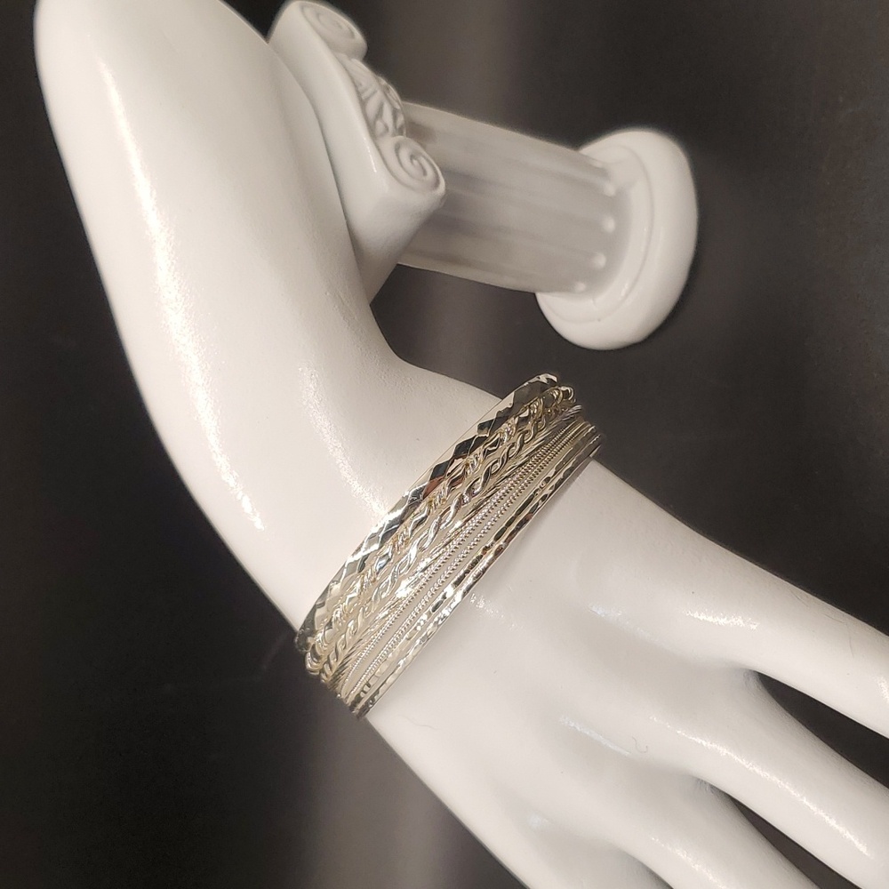 Stackable Silver Metal Bangle Bracelets set of 8 Small NWOT